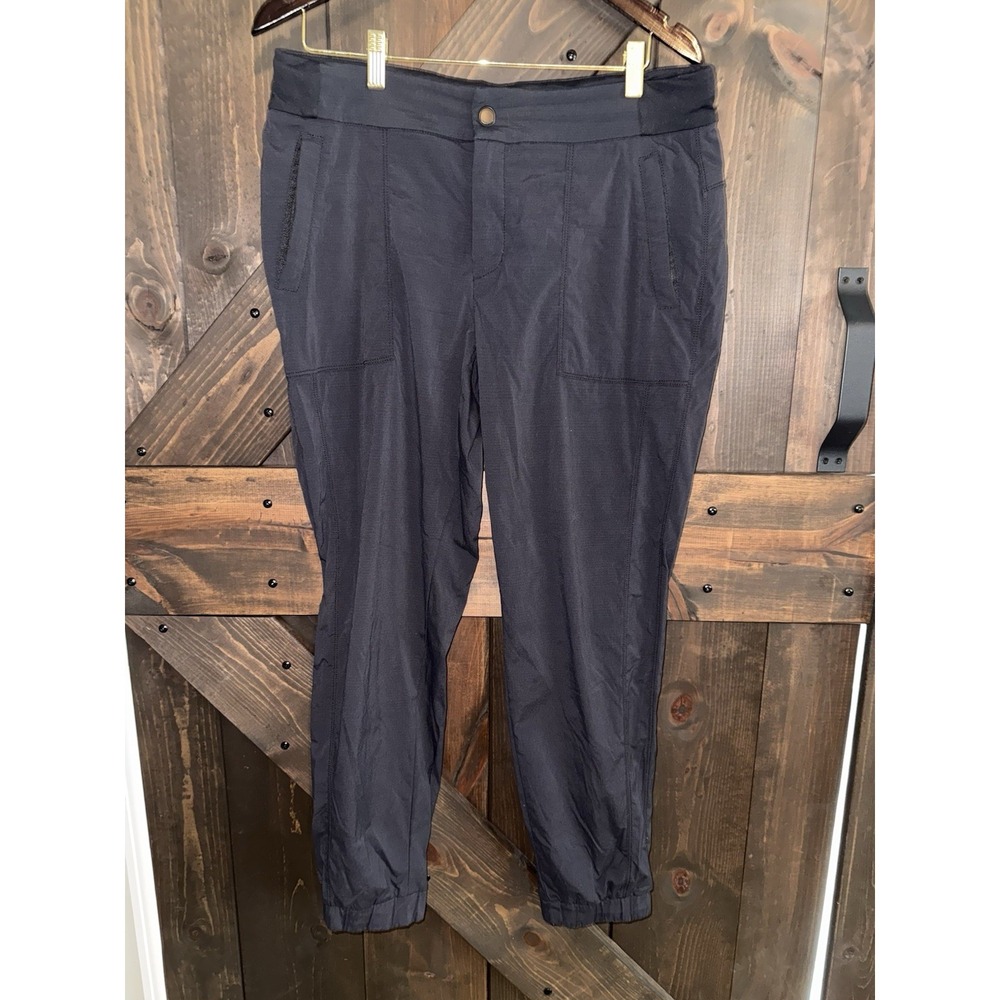 Athleta Black Mid Rise Elastic Waist Zipper Pocket Tapered Jogger Pants Size 12